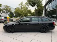 Gebraucht Skoda Superb GreenLine 105 PS (77 kW) 2011 Schwarz Kombi