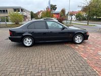 Gebraucht BMW 523 Sport Line 170 PS (125 kW) 1998 Schwarz Limousine