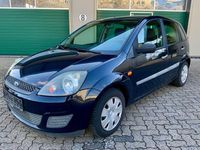 Gebraucht Ford Fiesta Ambiente 69 PS (50 kW) 2007 Blau Kleinwagen