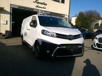 Gebraucht Toyota Proace 144 PS (105 kW) 2024 Weiß Van / Kleinbus
