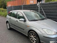 Usata Ford Focus 100 CV (73 kW) 2004 Argento Berlina