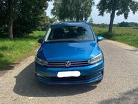 Gebraucht VW Touran Highline 150 PS (110 kW) 2019 Blau Van / Kleinbus
