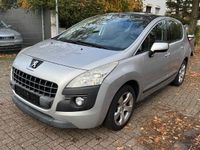 Gebraucht Peugeot 3008 Active 156 PS (114 kW) 2012 Silber Kombi
