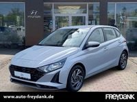 Neu Hyundai i20 Trend 101 PS (74 kW) 2025 Lumen grey Kleinwagen