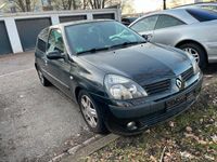 Gebraucht Renault Clio II 72 PS (52 kW) 2005 Schwarz Kleinwagen