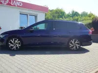 Gebraucht VW Golf VIII R-line 150 PS (110 kW) 2021 Blau Kombi