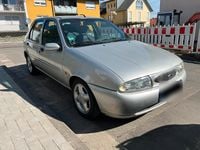 Usata Ford Fiesta 75 CV (55 kW) 1999 Argento Utilitaria