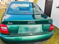 Usata Audi A4 125 CV (91 kW) 1996 Verde Berlina
