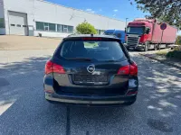 Gebraucht Opel Astra Edition 116 PS (85 kW) 2012 Schwarz Kombi