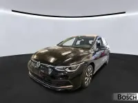 Gebraucht VW Golf VIII Active 150 PS (110 kW) 2023 Deep black perleffekt Limousine