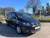 Gebraucht VW Touran Life 105 PS (77 kW) 2014 Schwarz Van / Kleinbus