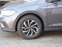 Neu VW Polo Life 95 PS (69 kW) 2026 Grau Kleinwagen