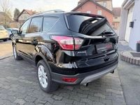 Gebraucht Ford Kuga Titanium 150 PS (110 kW) 2018 Schwarz SUV