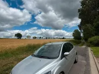 Gebraucht Ford Focus 109 PS (80 kW) 2010 Silber Limousine