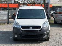 Gebraucht Peugeot Partner 99 PS (72 kW) 2018 Weiß Van / Kleinbus