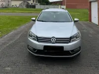 Second-hand VW Passat 140 CP (102 kW) 2012 Argintiu Break