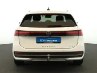 Gebraucht VW Passat Business 150 PS (110 kW) 2024 Pure white Kombi