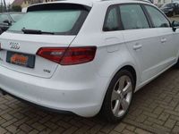 gebraucht Audi A3 Sportback 1.4 TFSI S line Sportpaket