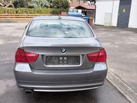Gebraucht BMW 318 143 PS (105 kW) 2004 Grau Limousine