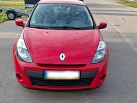 Gebraucht Renault Clio II Dynamique 75 PS (55 kW) 2010 Rot Kleinwagen