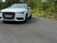 Używany Audi A3 Design 150 KM (110 kW) 2014 Biały Hatchback