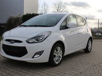 gebraucht Hyundai ix20 1.6 CRDi FIFA World Cup EDITION*1.HAND*