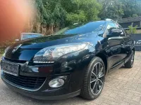 Gebraucht Renault Mégane III Bose Edition 131 PS (96 kW) 2013 Schwarz Limousine