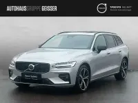 Używany Volvo V60 Plus 197 KM (144 kW) 2025 Srebrny Kombi