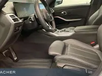 Gebraucht BMW 320 M Sport 184 PS (135 kW) 2025 Grau Limousine