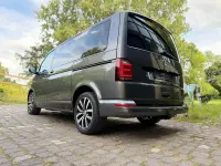 Gebraucht VW Multivan Edition 204 PS (150 kW) 2017 Grau Van / Kleinbus