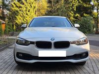 Gebraucht BMW 318 150 PS (110 kW) 2015 Weiß Kombi
