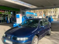 Usata Seat Leon 90 CV (66 kW) 2002 Blu Utilitaria