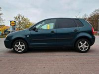 Second-hand VW Polo 75 CP (55 kW) 2002 Verde Hatchback