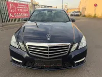 Gebraucht Mercedes E220 AMG line 163 PS (119 kW) 2012 Blau Limousine