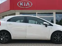 Gebraucht Kia Rio DREAM-TEAM Edition 109 PS (80 kW) 2013 Weiß Kleinwagen