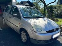 Gebraucht Ford Fiesta 60 PS (44 kW) 2003 Silber Kleinwagen