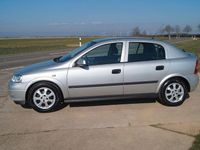 Gebraucht Opel Astra Selection 84 PS (61 kW) 2001 Silber Limousine