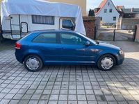 gebraucht Audi A3 (8P) 1.6 Benzin