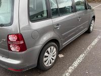 Gebraucht VW Touran 140 PS (102 kW) 2007 Grau Van / Kleinbus
