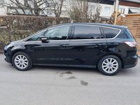 Gebraucht Ford S-MAX Titanium 179 PS (131 kW) 2017 Schwarz Van / Kleinbus