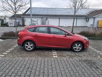 Gebraucht Ford Focus 125 PS (91 kW) 2013 Rot Limousine