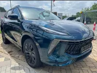 Neu DFSK Forthing 5 177 PS (130 kW) 2026 Grün SUV
