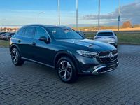 Gebraucht Mercedes GLC300e Avantgarde 197 PS (144 kW) 2024 Lack graphitgrau SUV