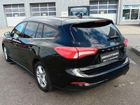 Używany Ford Focus Cool & Connect 125 KM (91 kW) 2020 Czarny Kombi