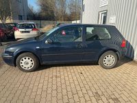 Gebraucht VW Golf IV Basis 102 PS (75 kW) 2001 Blau Limousine