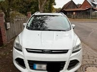 Gebraucht Ford Kuga Titanium 180 PS (132 kW) 2016 Weiß SUV