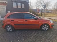 Gebraucht Kia Rio Attract 97 PS (71 kW) 2009 Orange Kleinwagen