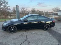 Gebraucht Mercedes E200 184 PS (135 kW) 2014 Schwarz Coupé