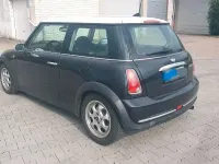 Używany Mini Cooper 116 KM (85 kW) 2004 Czarny Hatchback