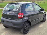 Gebraucht VW Fox 54 PS (39 kW) 2008 Grau Kleinwagen